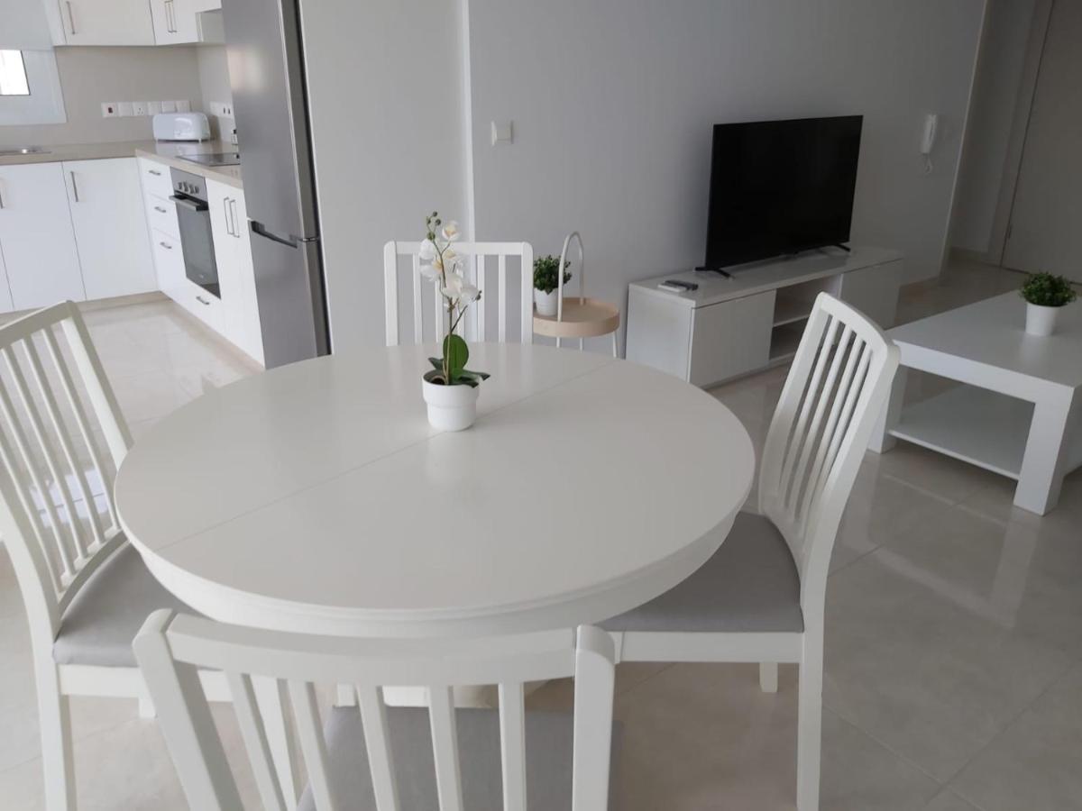 Dinglis Residences 31 Larnaca Exteriör bild