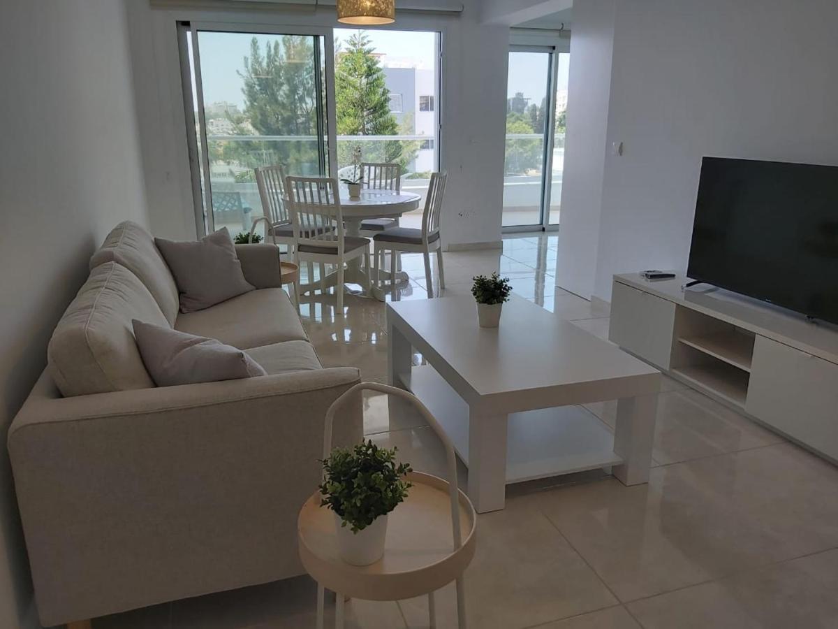 Dinglis Residences 31 Larnaca Exteriör bild