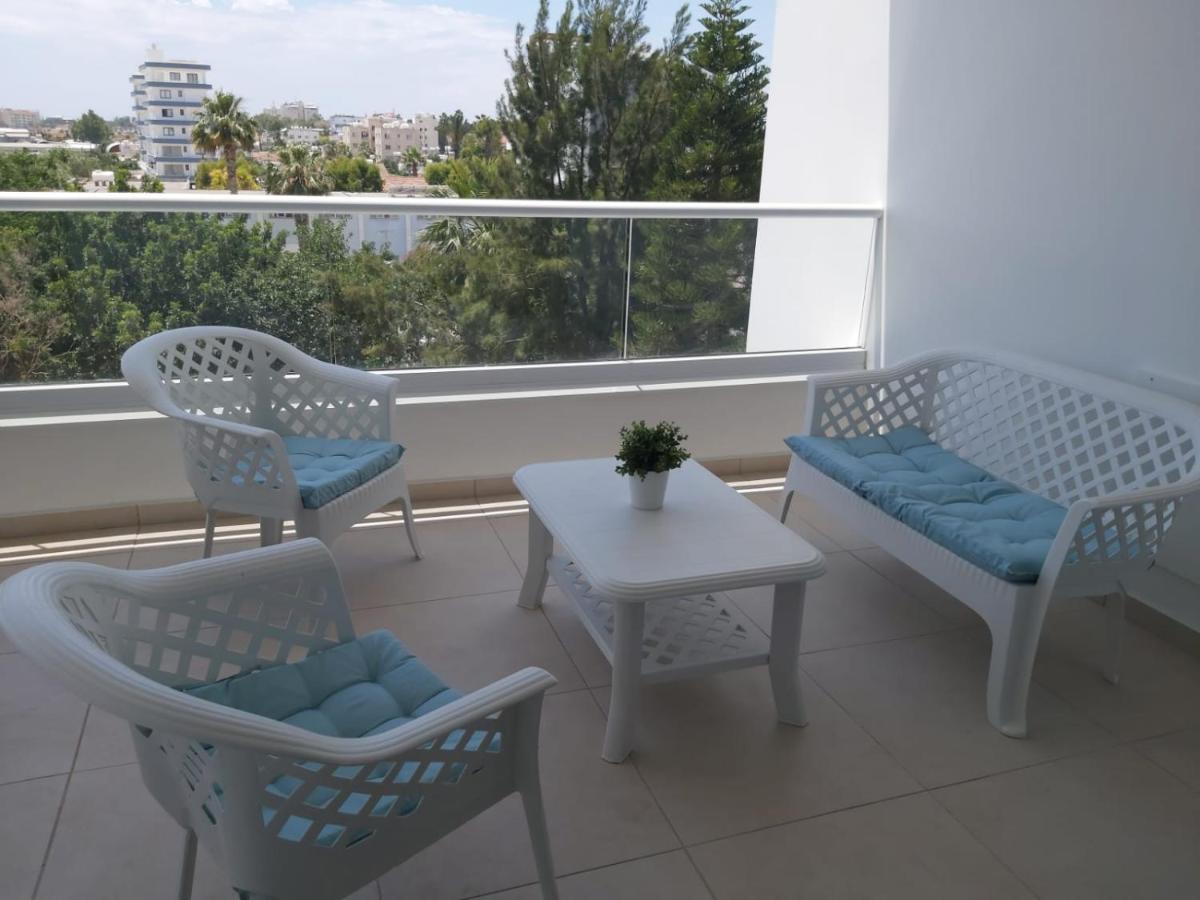 Dinglis Residences 31 Larnaca Exteriör bild
