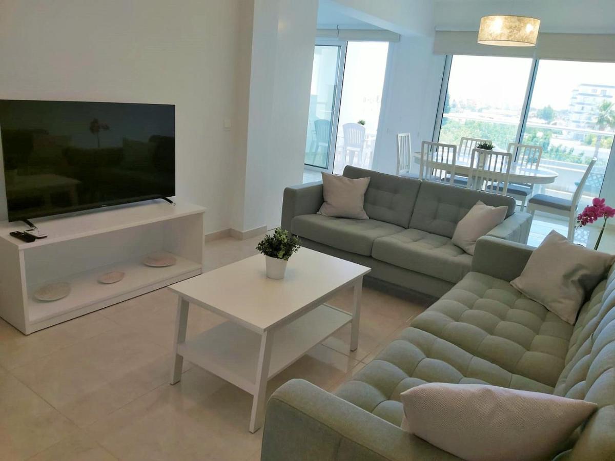 Dinglis Residences 31 Larnaca Exteriör bild