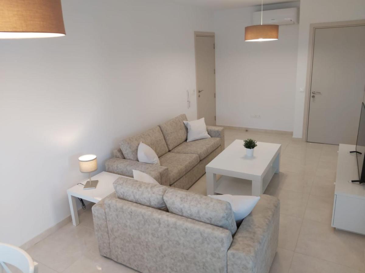 Dinglis Residences 31 Larnaca Exteriör bild