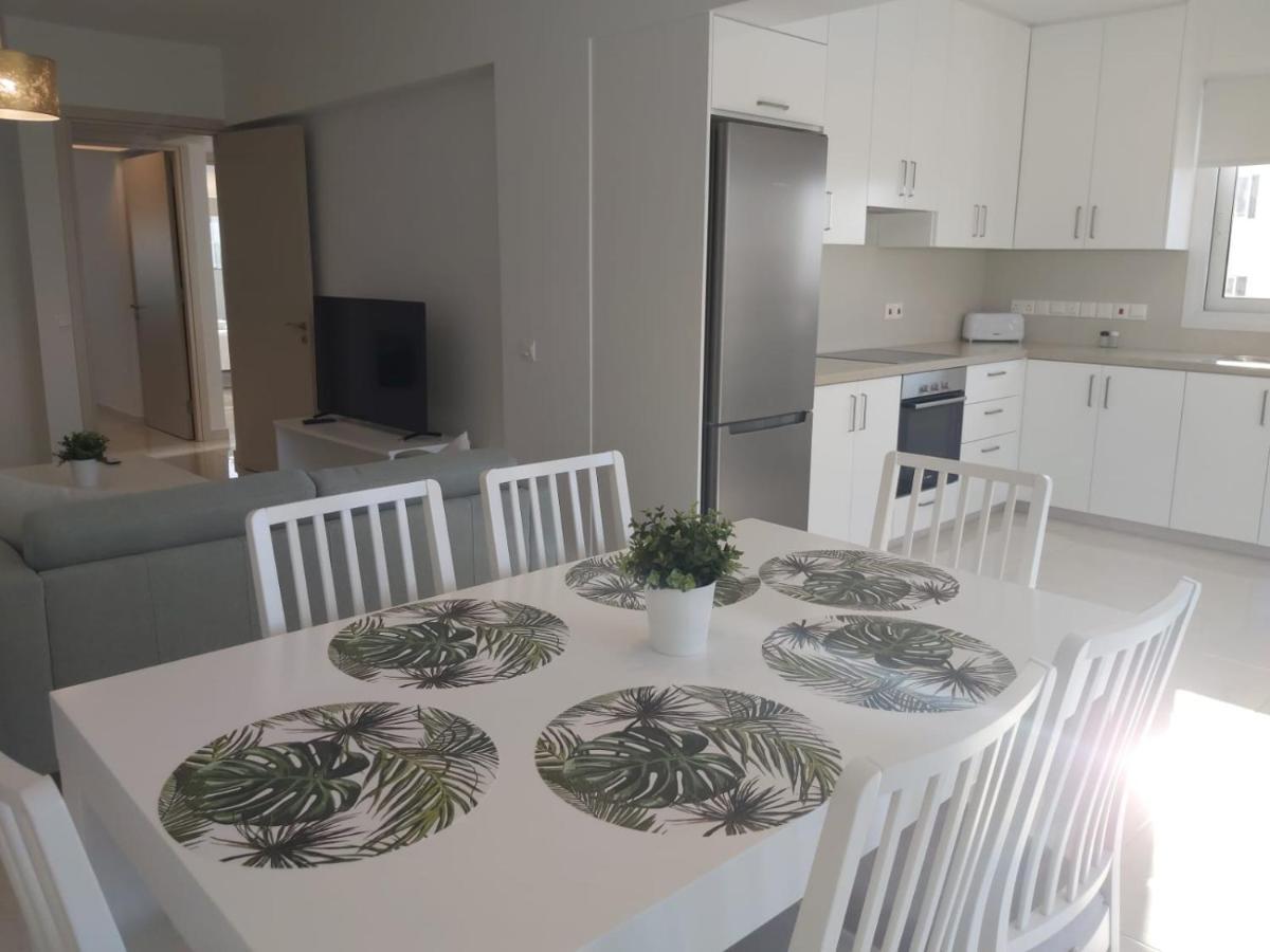 Dinglis Residences 31 Larnaca Exteriör bild