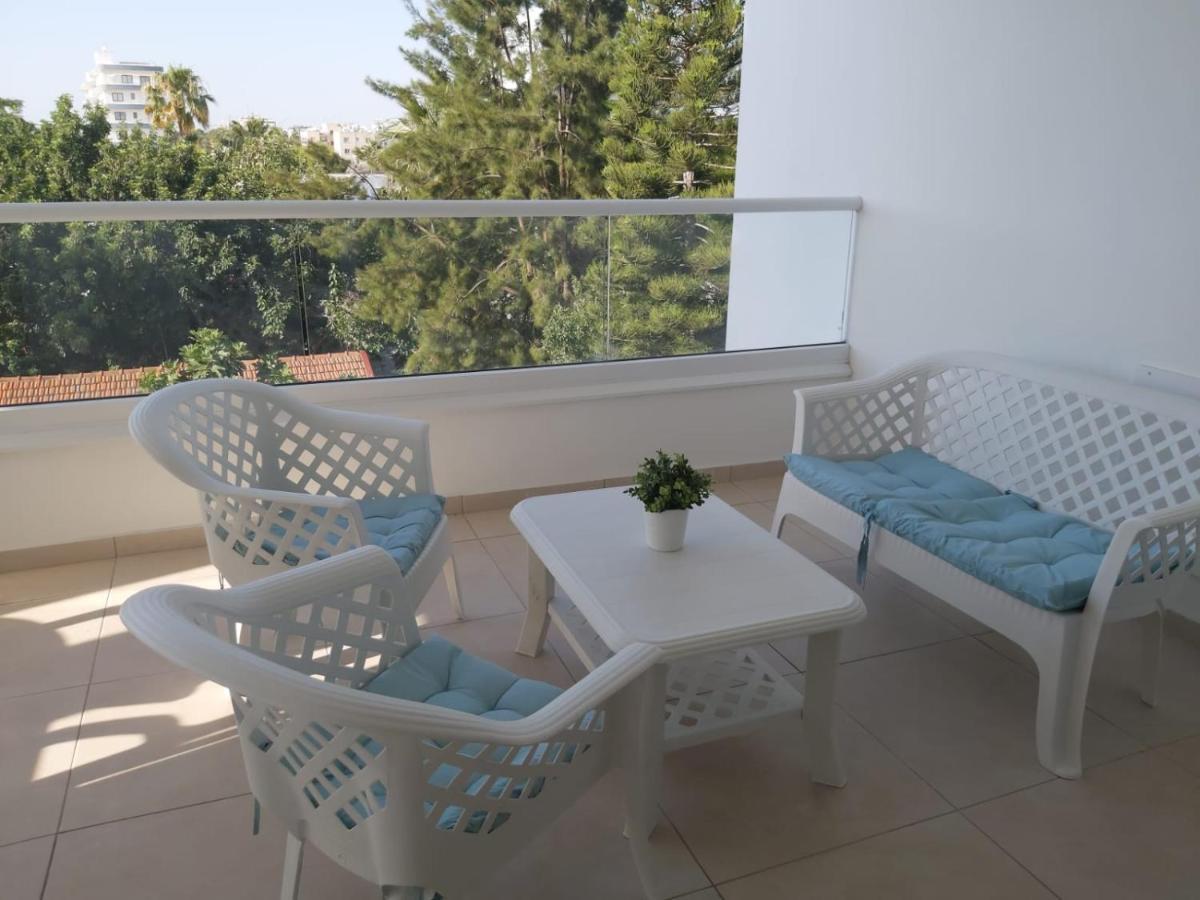 Dinglis Residences 31 Larnaca Exteriör bild