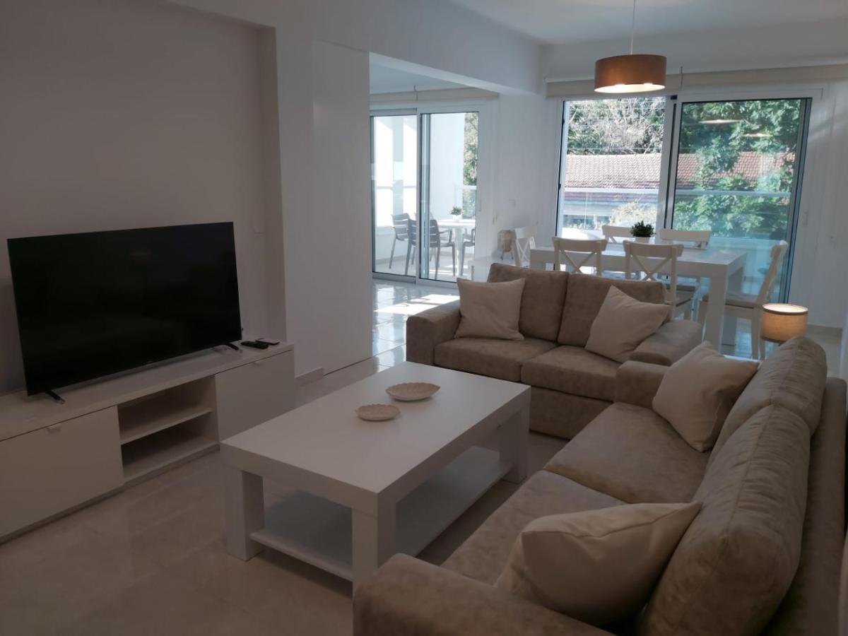 Dinglis Residences 31 Larnaca Exteriör bild