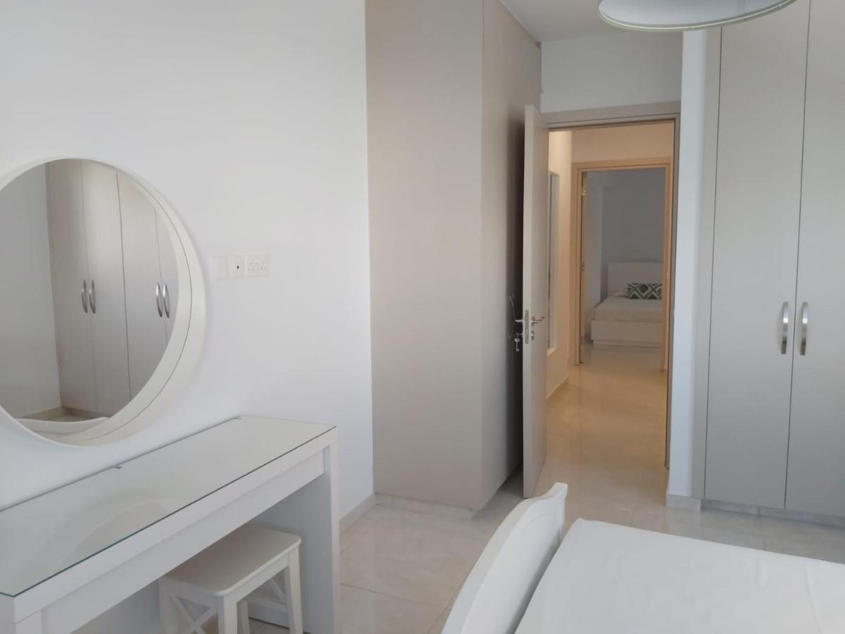 Dinglis Residences 31 Larnaca Exteriör bild