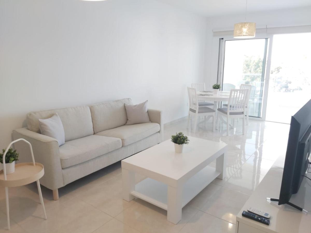 Dinglis Residences 31 Larnaca Exteriör bild